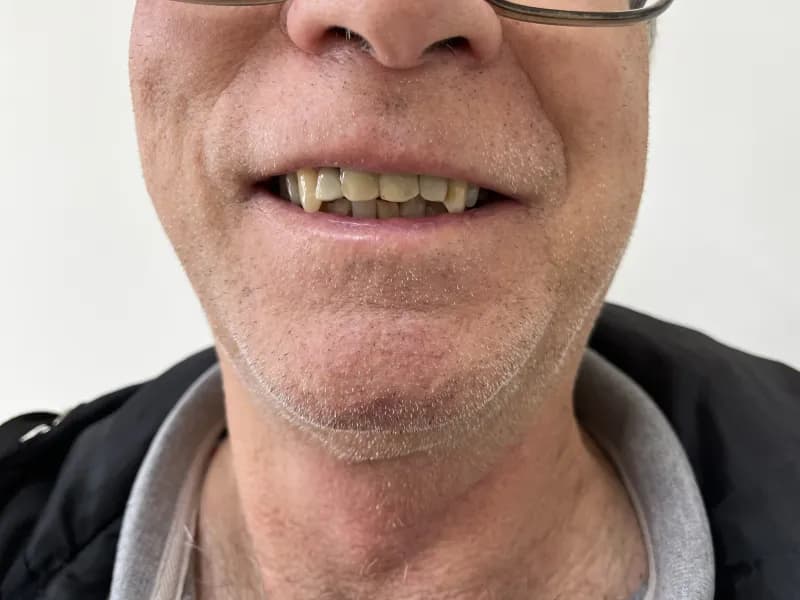 Cliente Ornare sorrindo